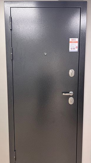 Входная дверь  